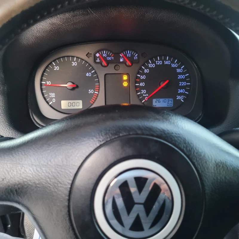 VW Golf, снимка 8 - Автомобили и джипове - 49048056