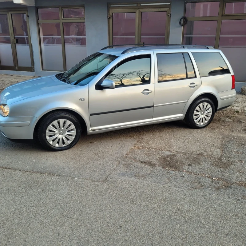 VW Golf, снимка 2 - Автомобили и джипове - 49048056