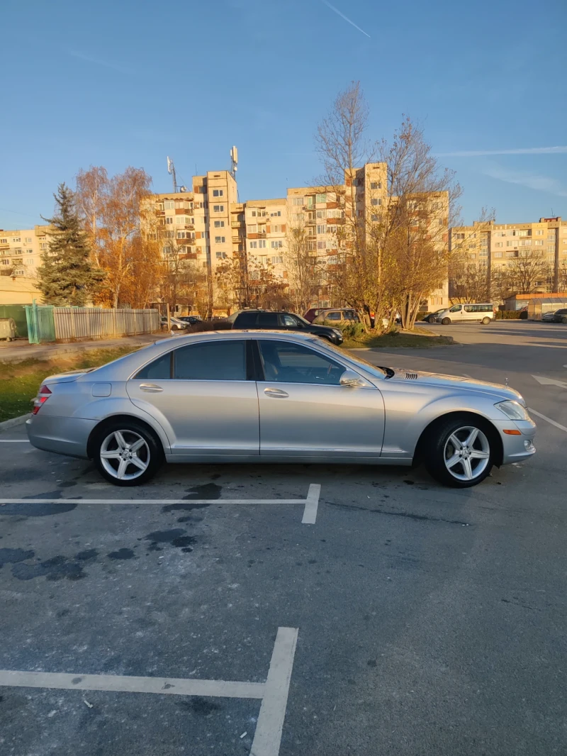 Mercedes-Benz S 550 550* 4MATIC* ДИСТРОНИК* ВАКУУМ НА ВРАТИТЕ, снимка 3 - Автомобили и джипове - 49198046