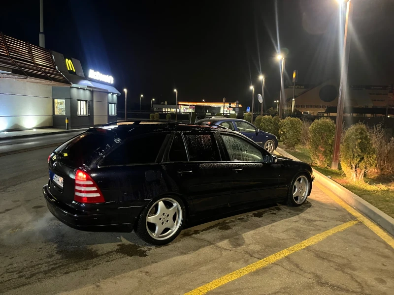 Mercedes-Benz C 200, снимка 9 - Автомобили и джипове - 49500912