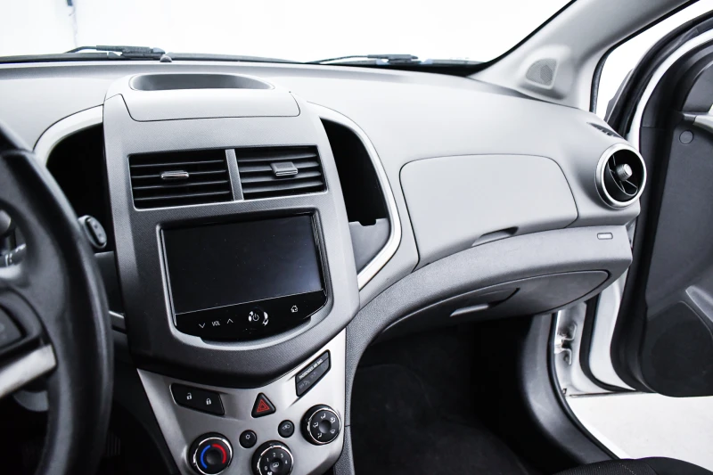 Chevrolet Aveo 1.3D E5B, снимка 12 - Автомобили и джипове - 51035509