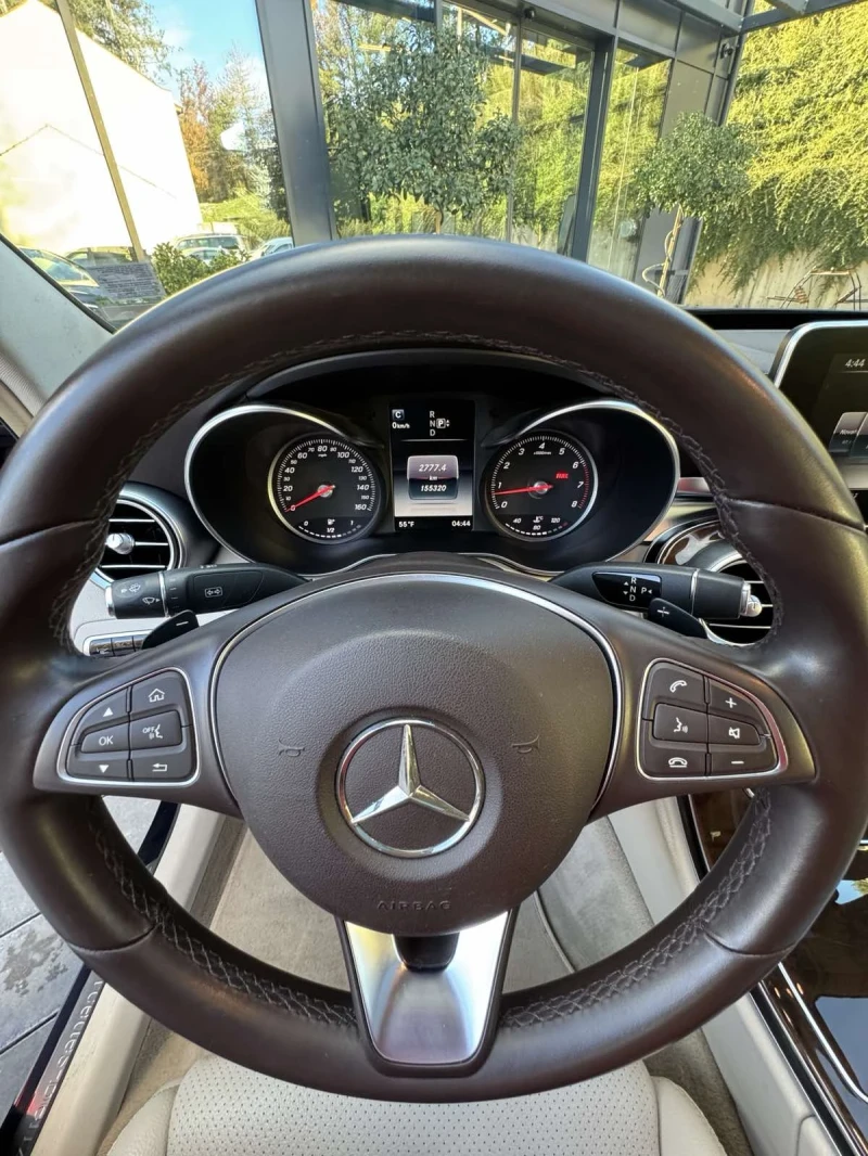 Mercedes-Benz C 300 4matik, снимка 13 - Автомобили и джипове - 52547335