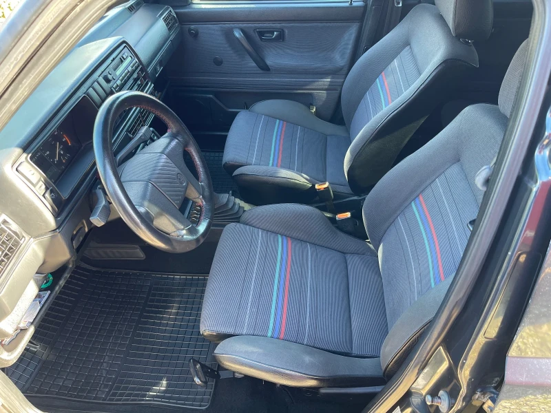 VW Golf GTD, снимка 10 - Автомобили и джипове - 53174593