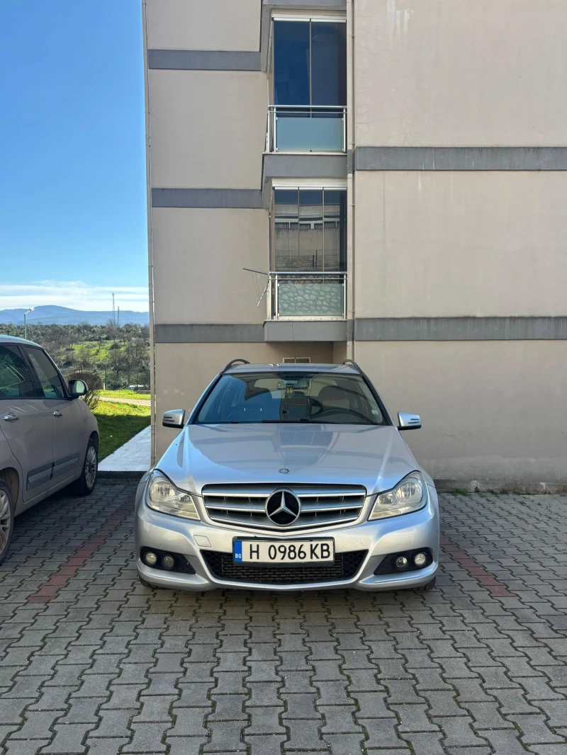 Mercedes-Benz C 180, снимка 4 - Автомобили и джипове - 53561427