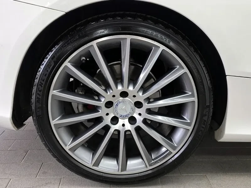 Mercedes-Benz C 200 COUPE, снимка 5 - Автомобили и джипове - 54863485
