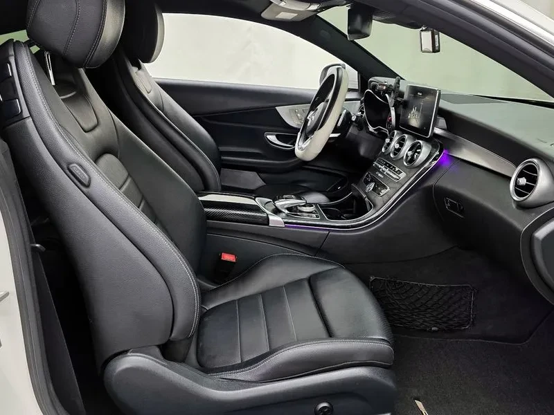 Mercedes-Benz C 200 COUPE, снимка 11 - Автомобили и джипове - 54863485
