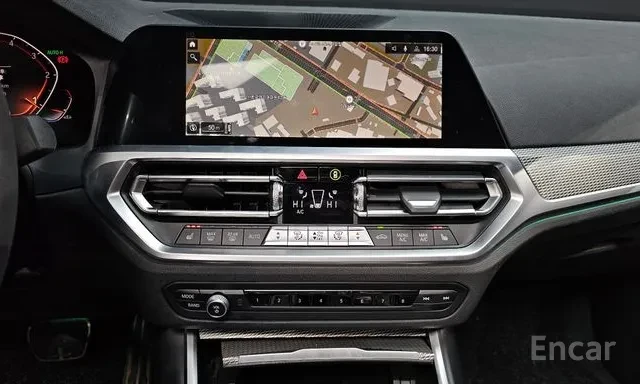BMW 320 D * M SPORT * HEAD UP * KEYLESS * ШИБЕДАХ * , снимка 8 - Автомобили и джипове - 55492027