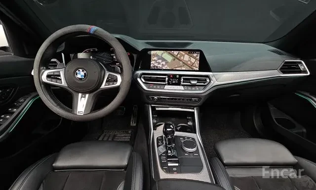 BMW 320 D * M SPORT * HEAD UP * KEYLESS * ШИБЕДАХ * , снимка 10 - Автомобили и джипове - 55492027
