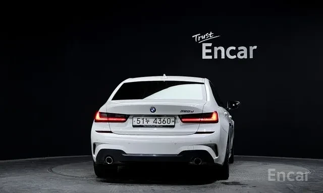 BMW 320 D * M SPORT * HEAD UP * KEYLESS * ШИБЕДАХ * , снимка 4 - Автомобили и джипове - 55492027