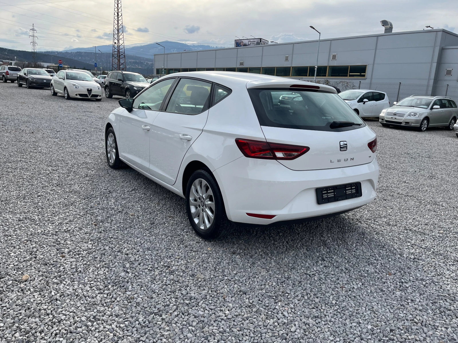 Seat Leon 1.6TDI-105k.c. - изображение 4