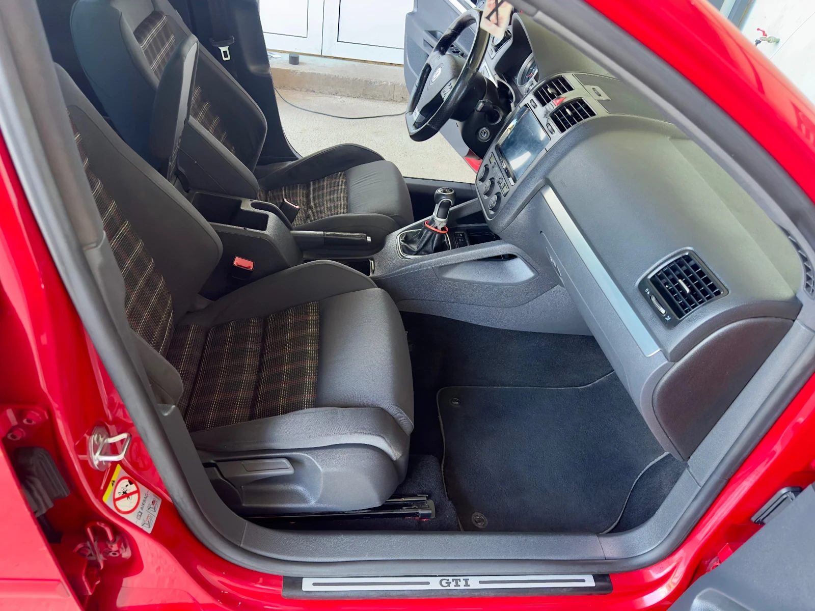 VW Golf 2.0 fsi-turbo - изображение 9