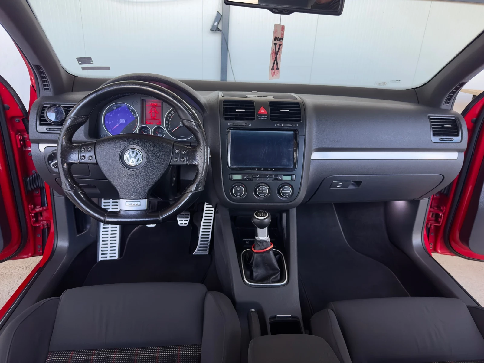 VW Golf 2.0 fsi-turbo - изображение 3