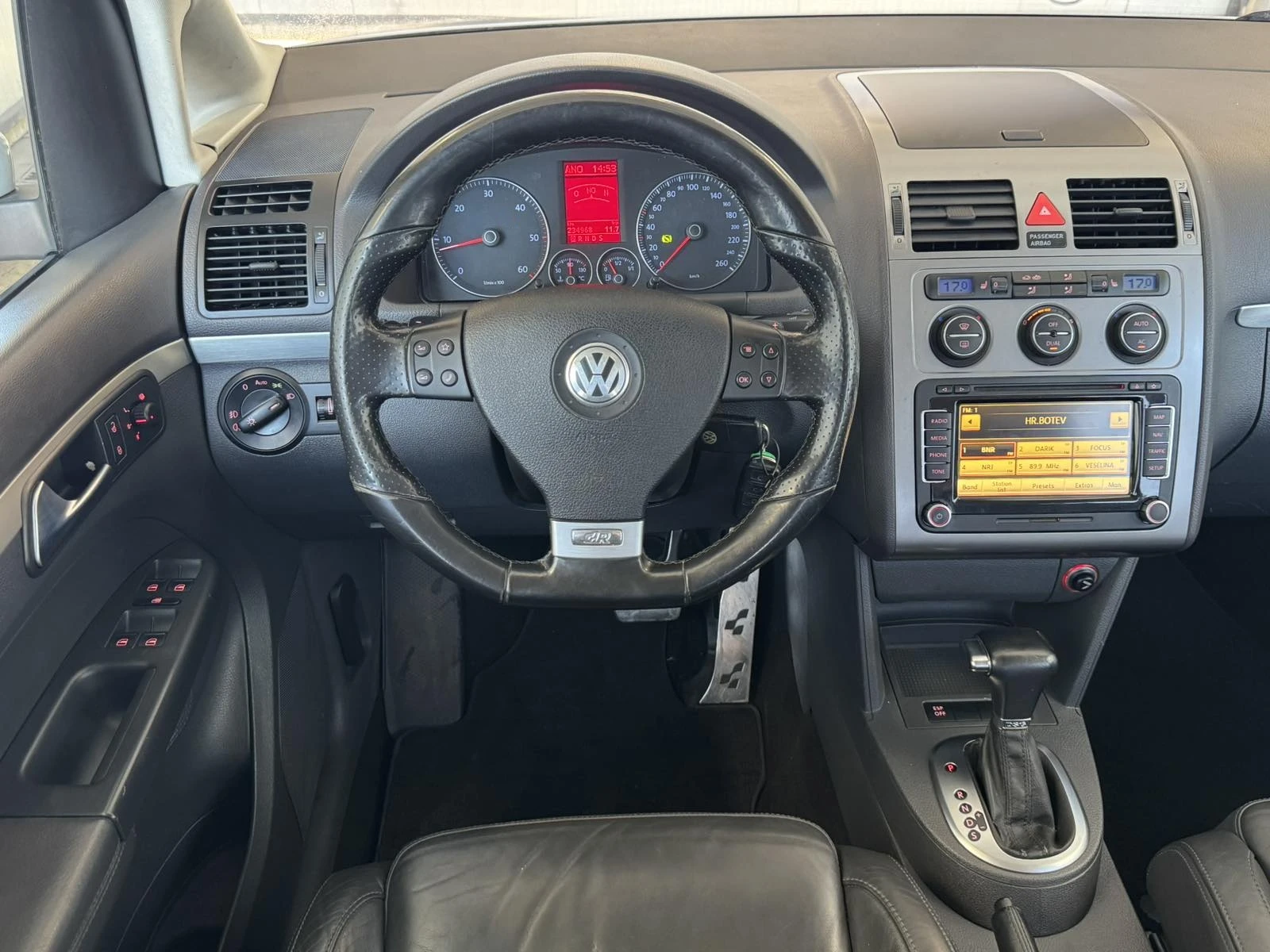 VW Touran 2.0 TDI 170к.с.EDITION  R - изображение 9