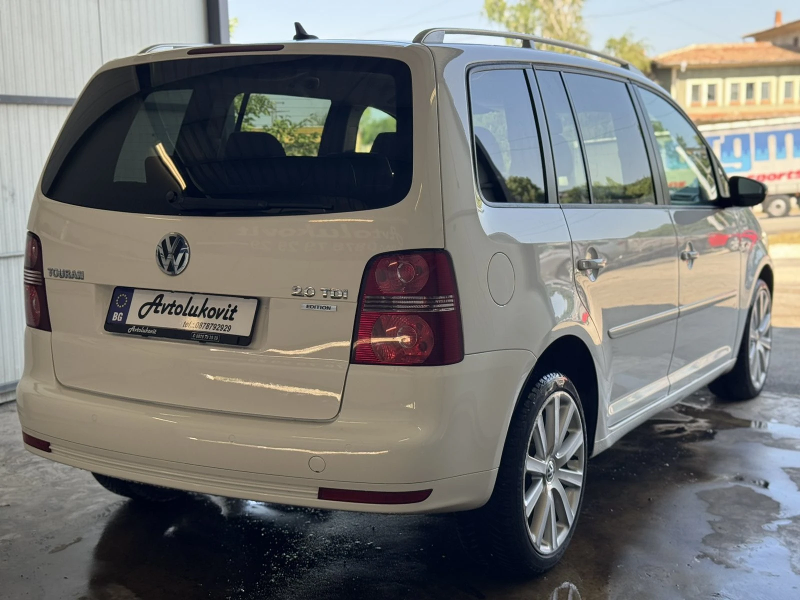 VW Touran 2.0 TDI 170к.с.EDITION  R - изображение 4