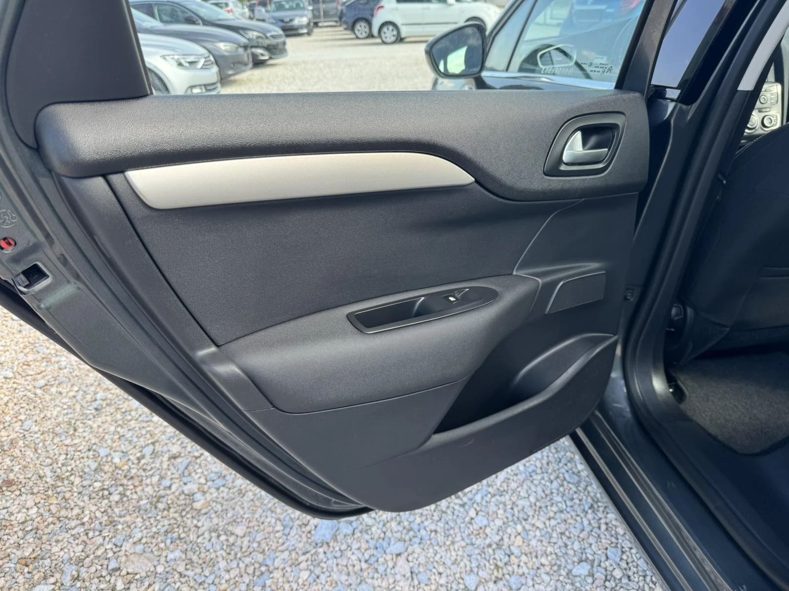 Citroen C4 1.6HDI - изображение 7