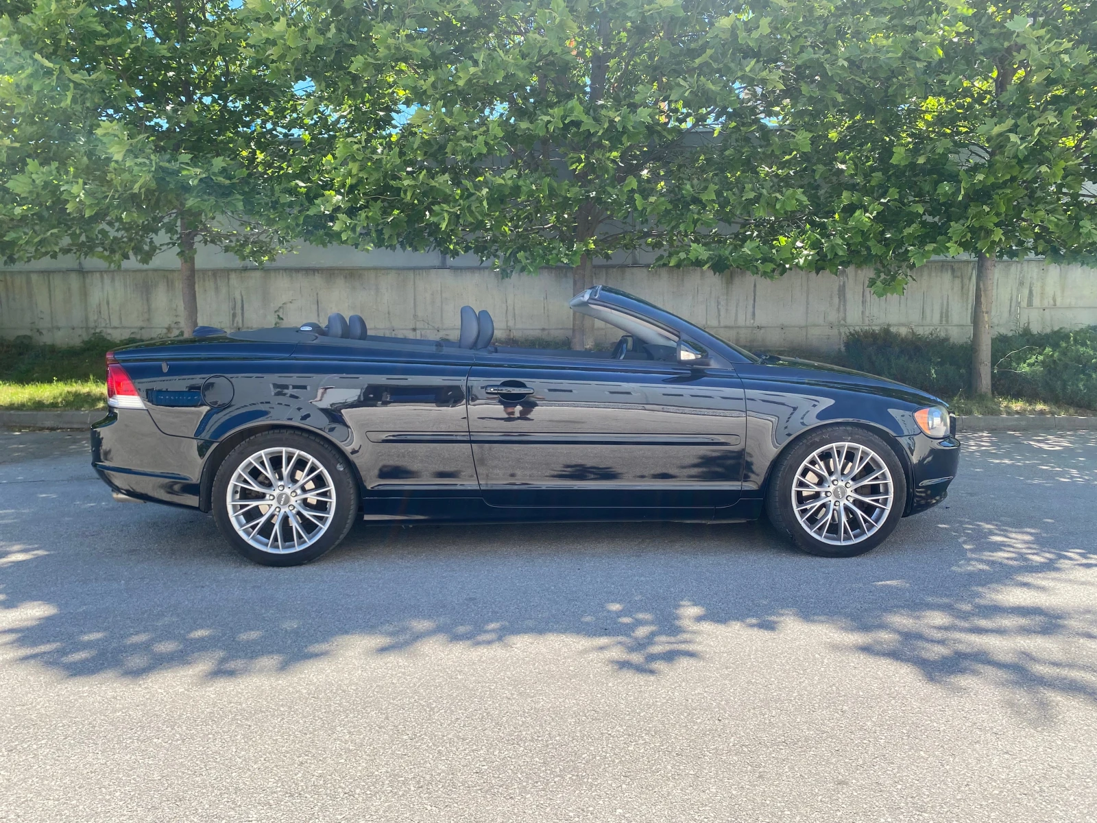 Volvo C70  - изображение 4