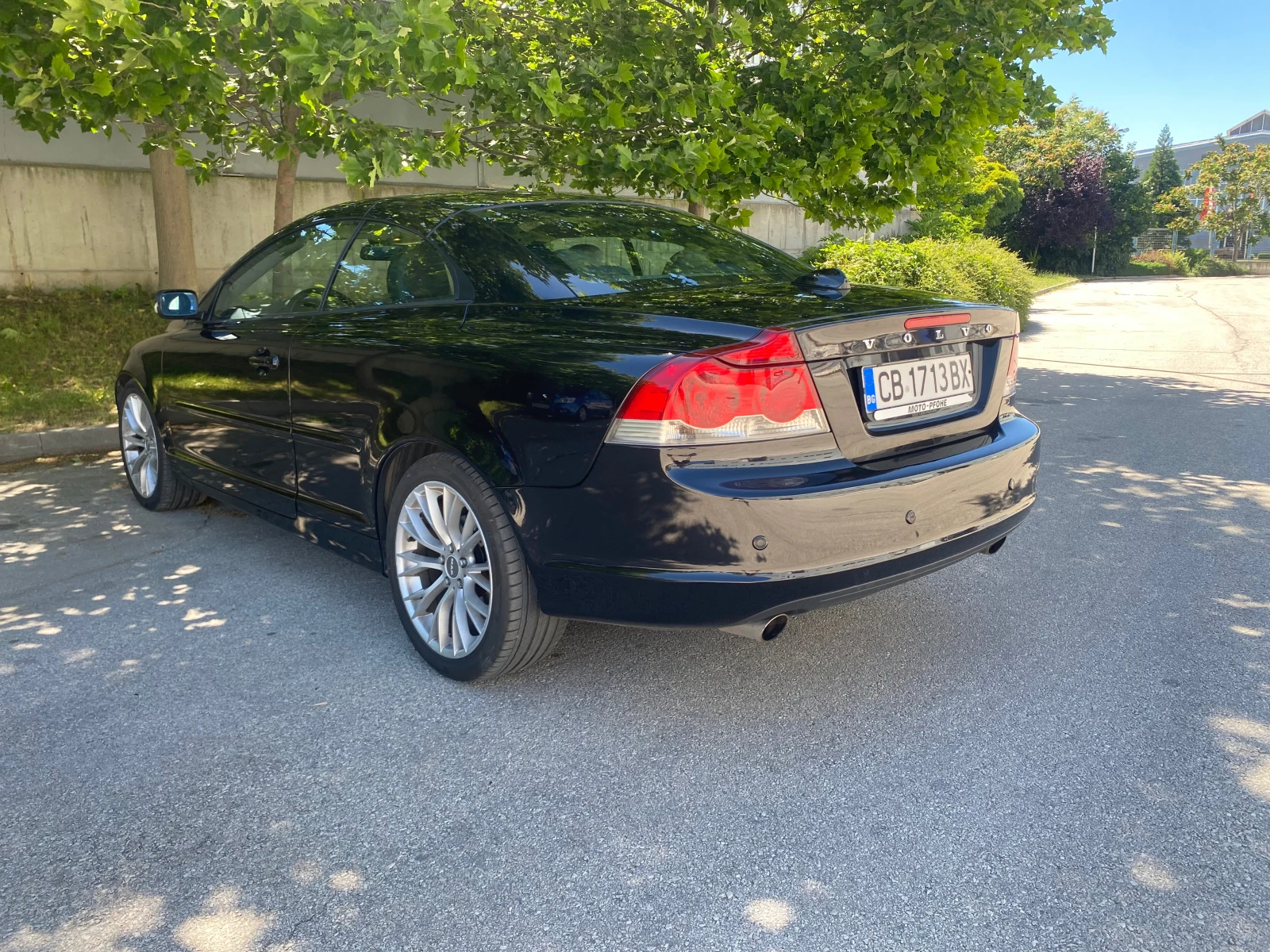 Volvo C70  - изображение 7