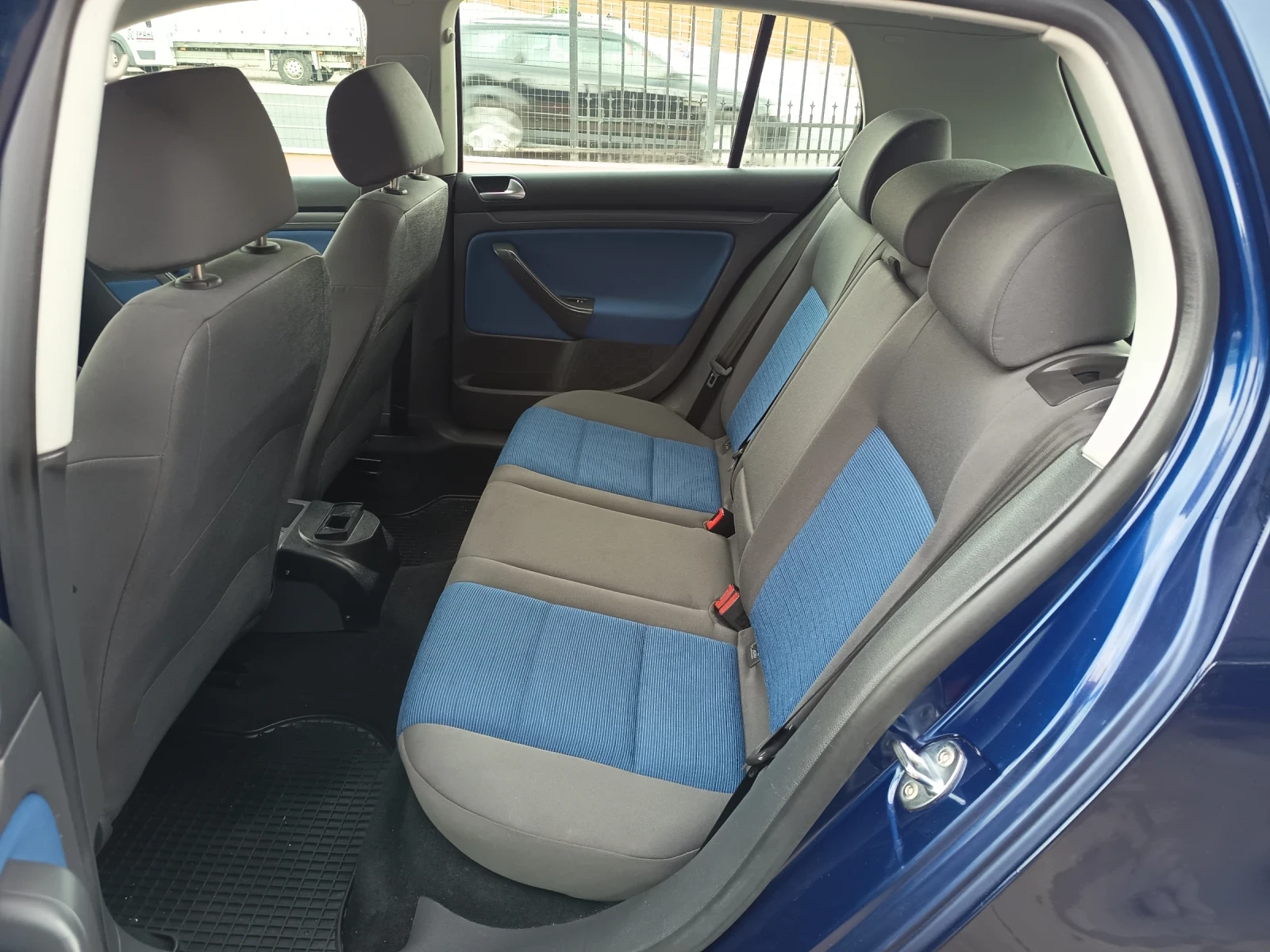 VW Golf 1.4i - изображение 10