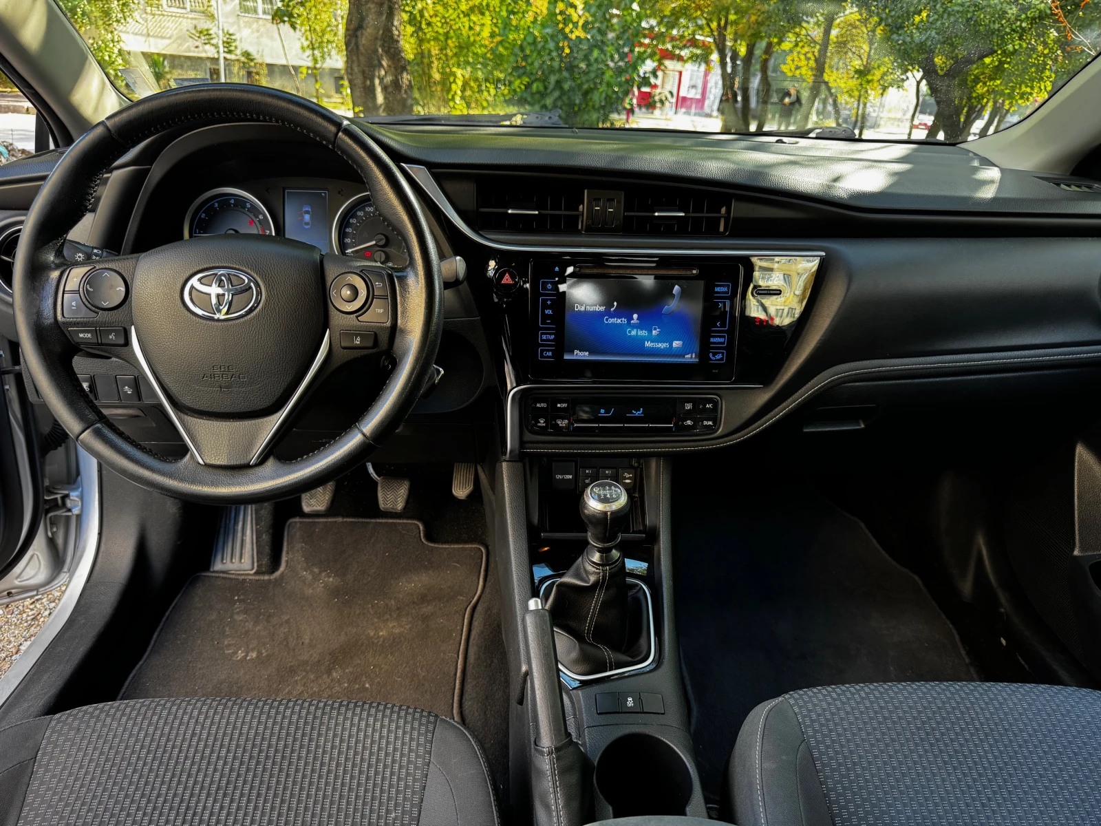 Toyota Corolla  - изображение 7
