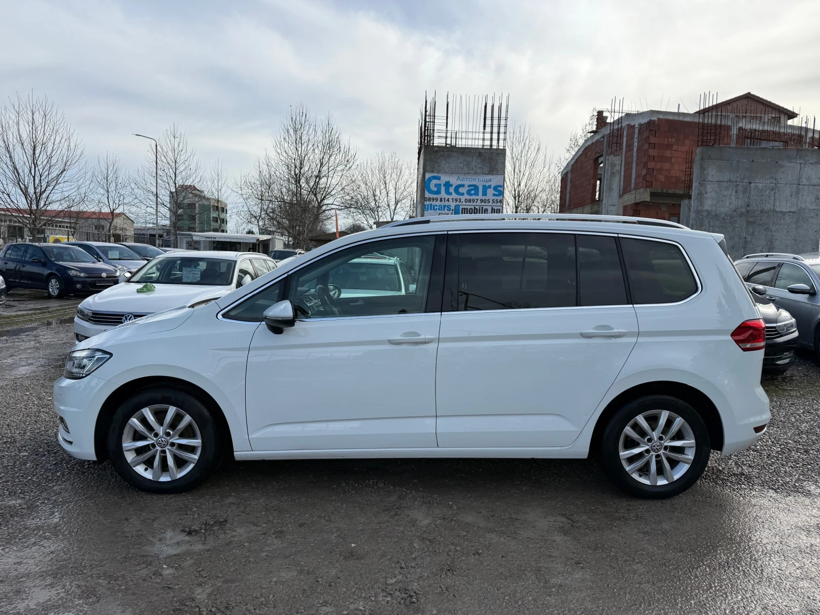 VW Touran 2.0TDI DSG - изображение 2