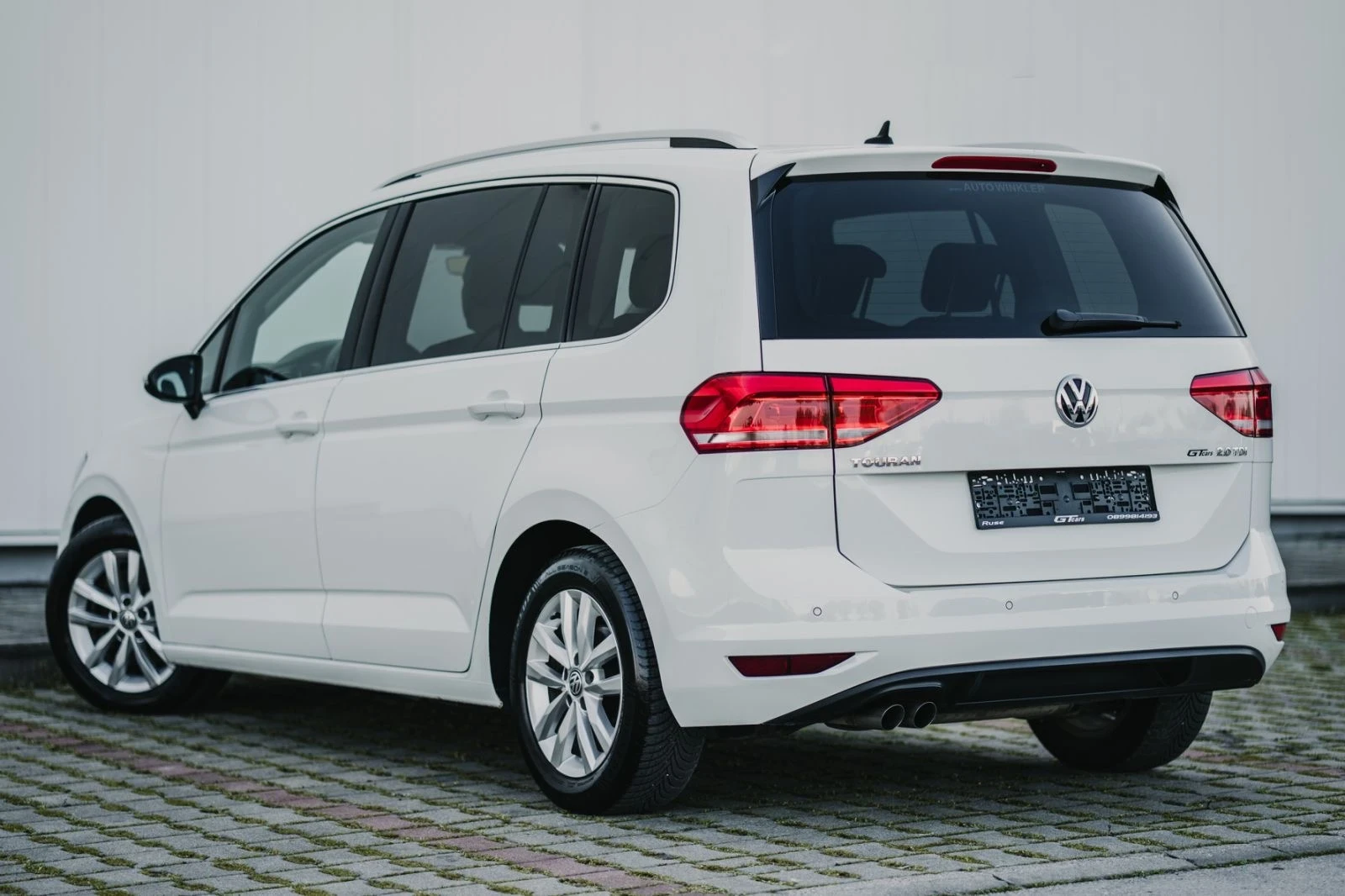 VW Touran 2.0TDI DSG, снимка 3 - Автомобили и джипове - 53244754