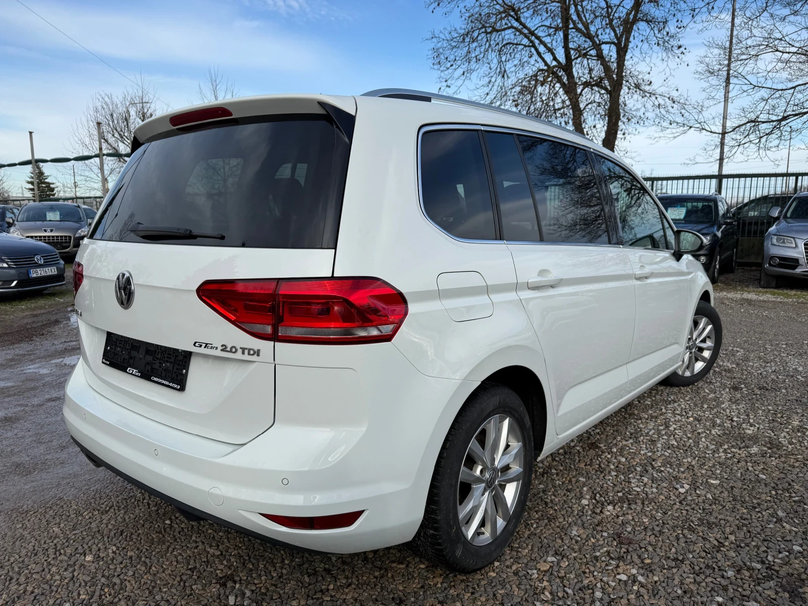 VW Touran 2.0TDI DSG - изображение 4
