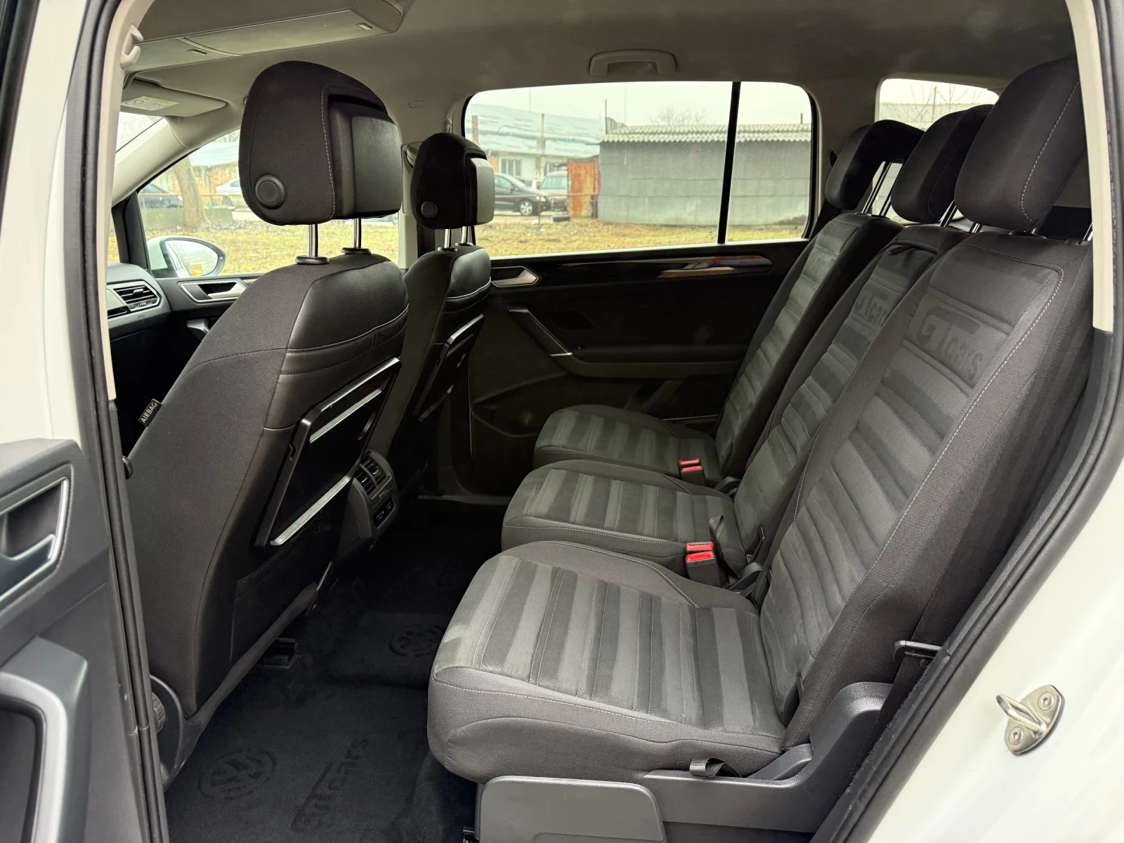 VW Touran 2.0TDI DSG | Mobile.bg � ����������� 9