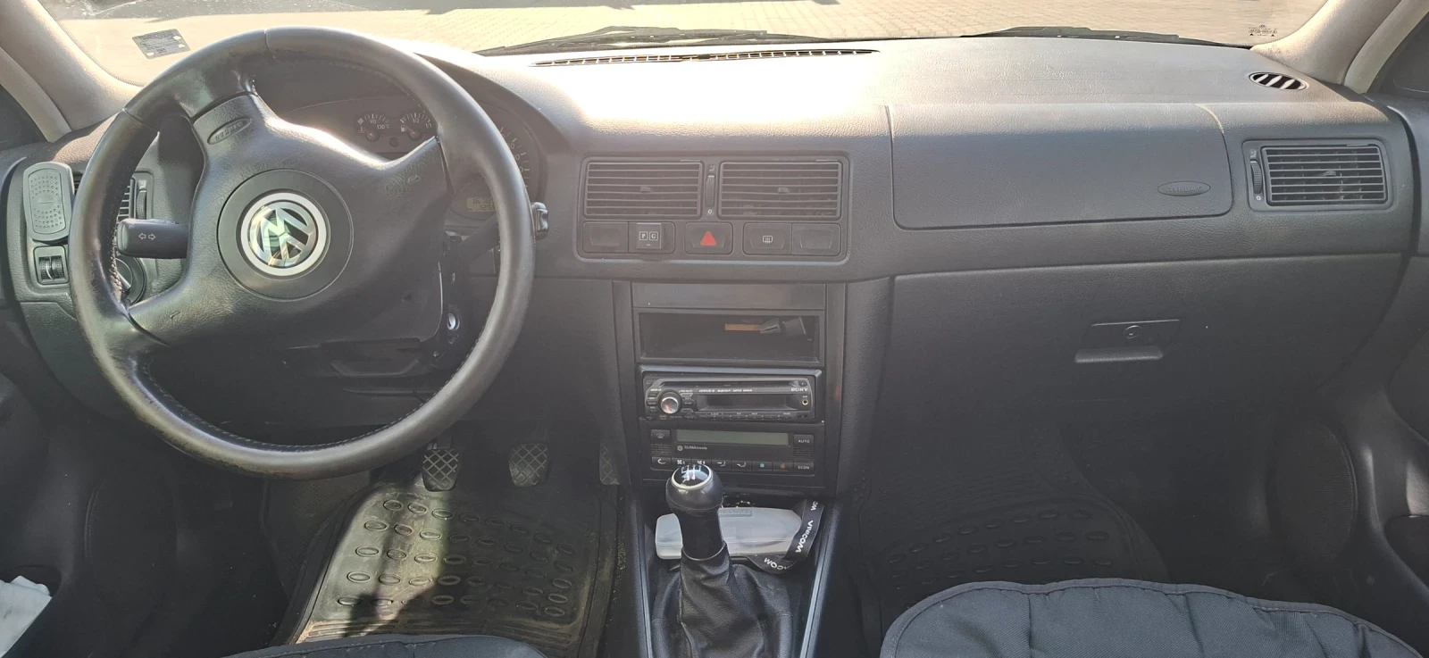 VW Golf 4  1.6   101к.с. Газ/Бензин, снимка 7 - Автомобили и джипове - 53863168