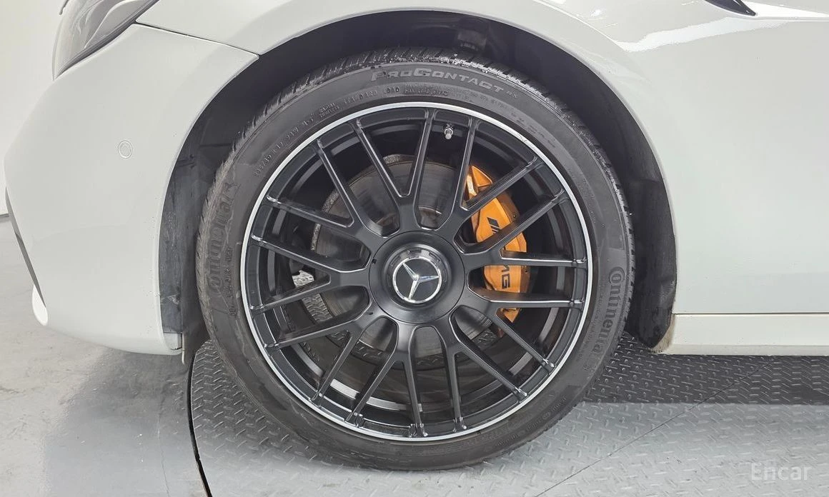 Mercedes-Benz E 300, снимка 5 - Автомобили и джипове - 53954479