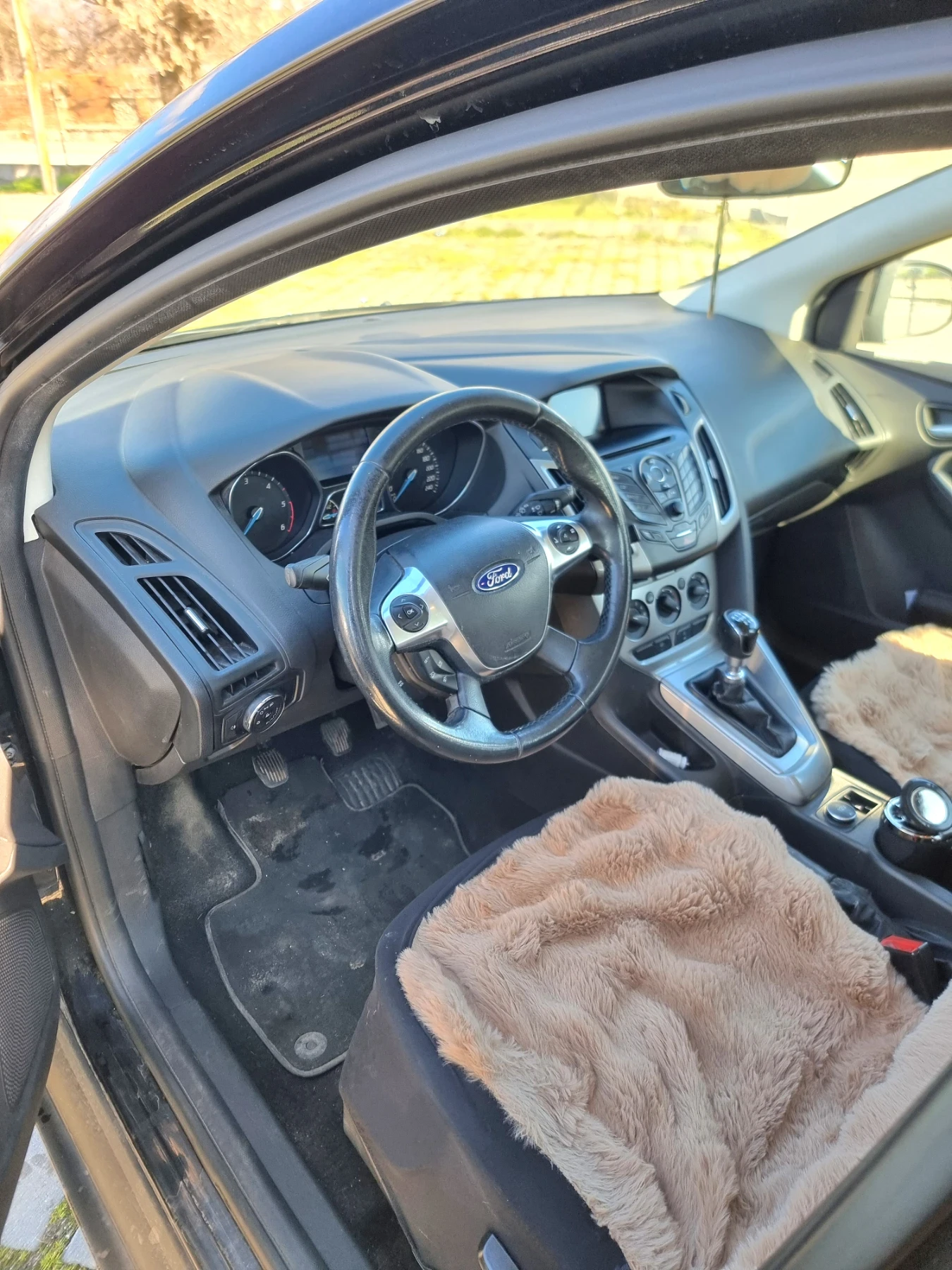 Ford Focus 1.6, снимка 8 - Автомобили и джипове - 54127571