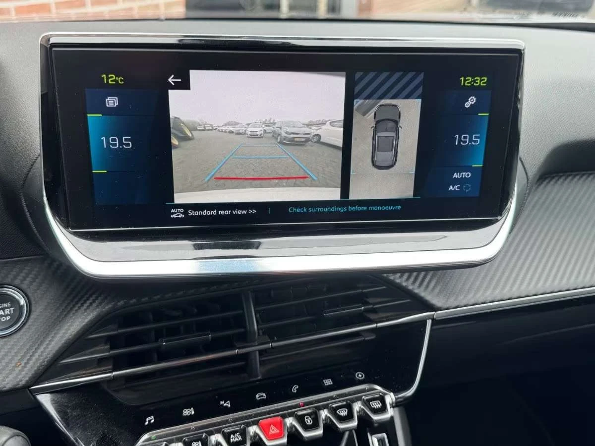 Peugeot 2008 Electric  ALLURE 50KW 91% SOH, снимка 11 - Автомобили и джипове - 54196520