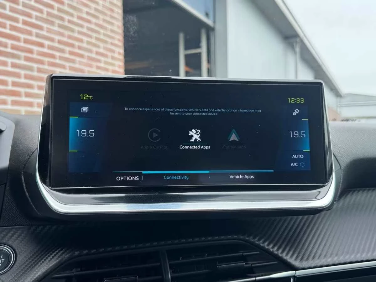 Peugeot 2008 Electric  ALLURE 50KW 91% SOH, снимка 10 - Автомобили и джипове - 54196520