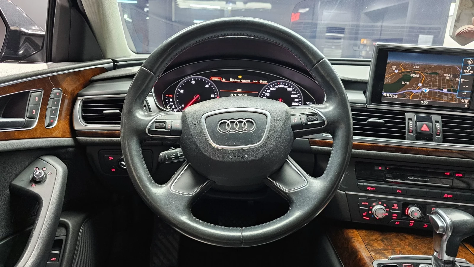 Audi A6 3.0 TDI 8zf DISI Tronic, снимка 5 - Автомобили и джипове - 54506788