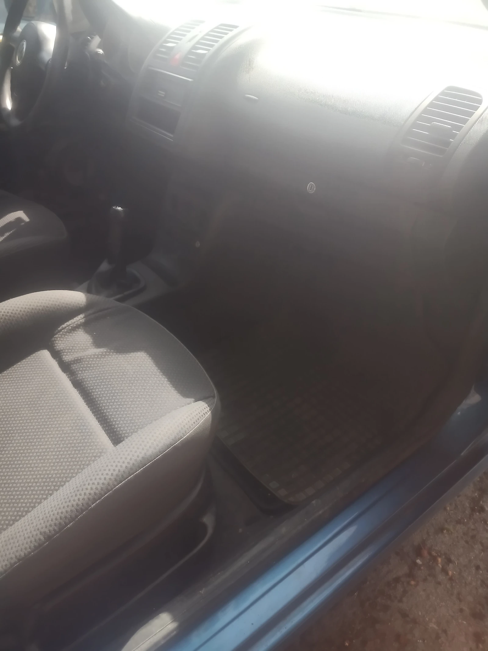 VW Polo, снимка 11 - Автомобили и джипове - 54896143
