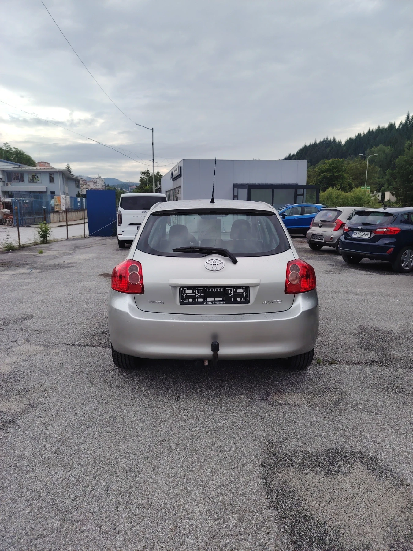 Toyota Auris, снимка 4 - Автомобили и джипове - 55010808
