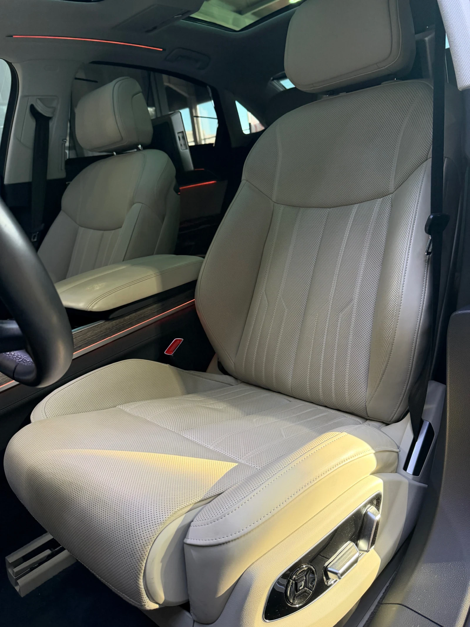Audi A8 60 TFSI LONG PLUG-IN  * FULL Екстри* HEAD UP* B&O*, снимка 14 - Автомобили и джипове - 55097311