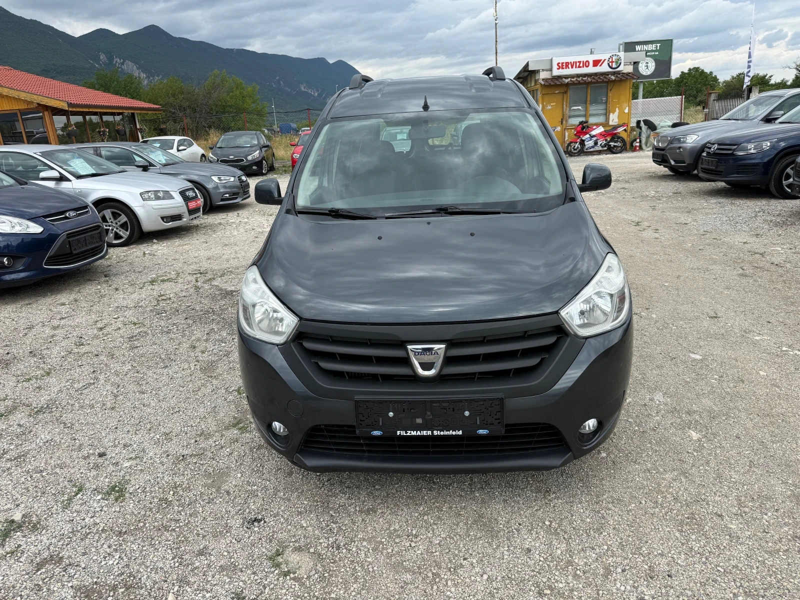 Dacia Dokker 1.5 DCI ПЪТНИЧЕСКИ, снимка 3 - Автомобили и джипове - 55374846