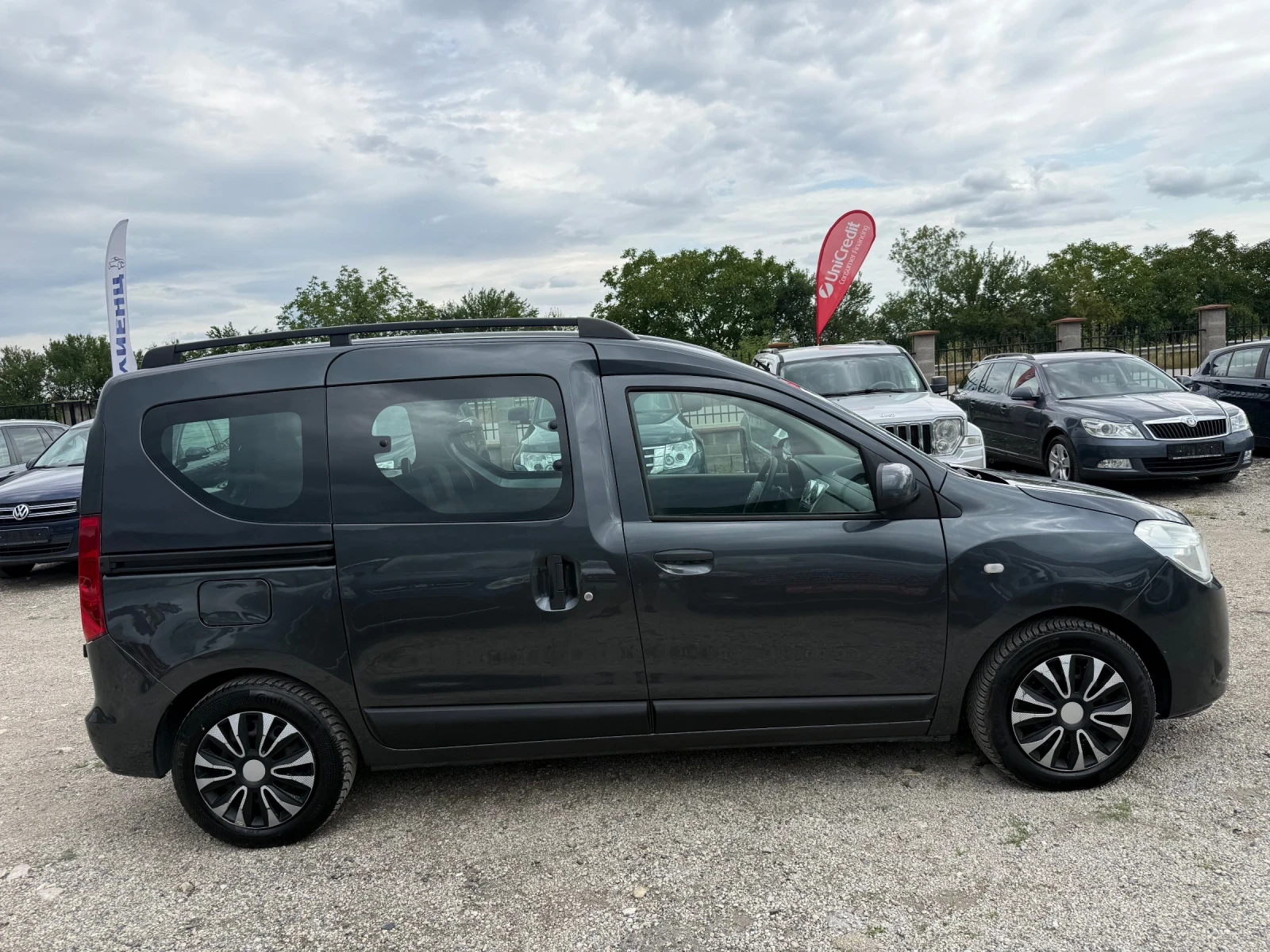 Dacia Dokker 1.5 DCI ПЪТНИЧЕСКИ, снимка 6 - Автомобили и джипове - 55374846