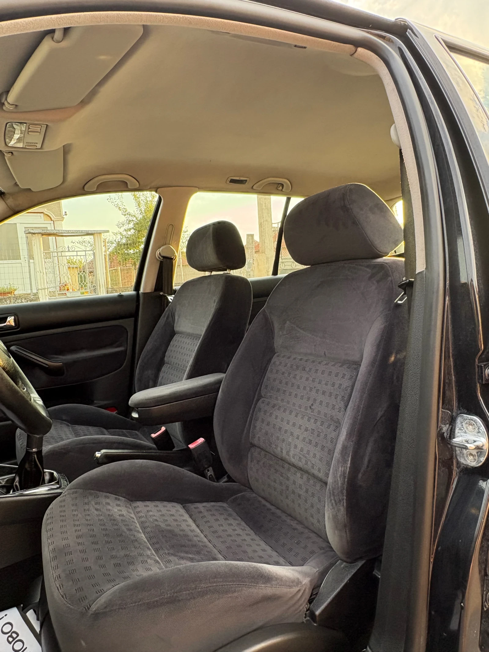 VW Golf 1.9tdi, снимка 7 - Автомобили и джипове - 55462916