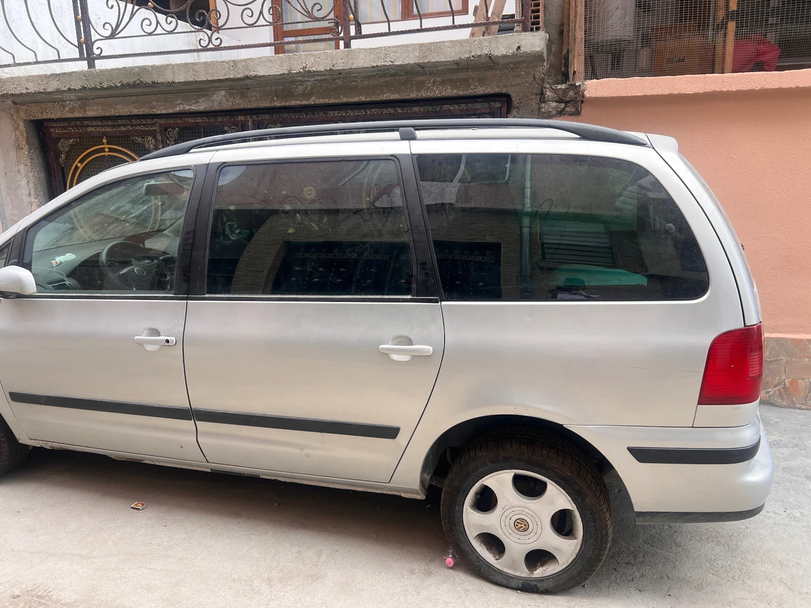 VW Sharan, снимка 2 - Автомобили и джипове - 55653564