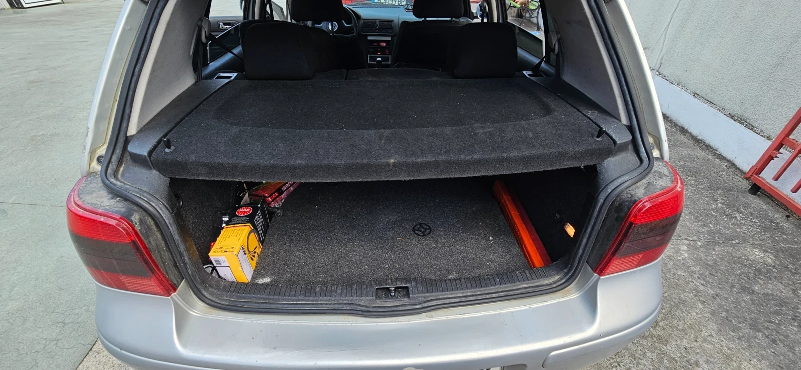 VW Golf, снимка 4 - Автомобили и джипове - 55665795