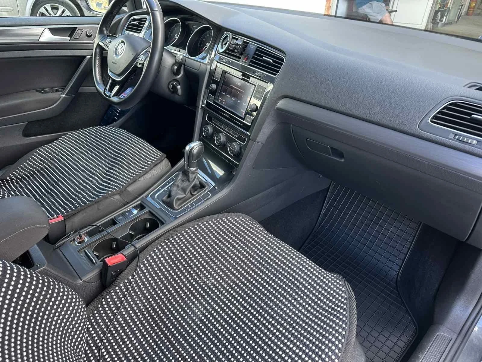 VW Golf Golf 7.5, снимка 5 - Автомобили и джипове - 55884773