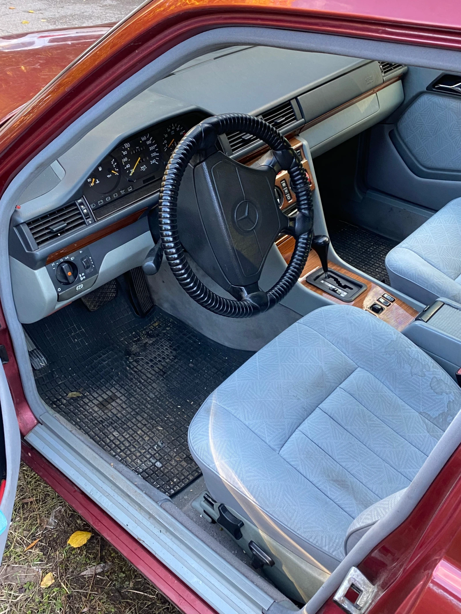 Mercedes-Benz 124, снимка 6 - Автомобили и джипове - 56110975