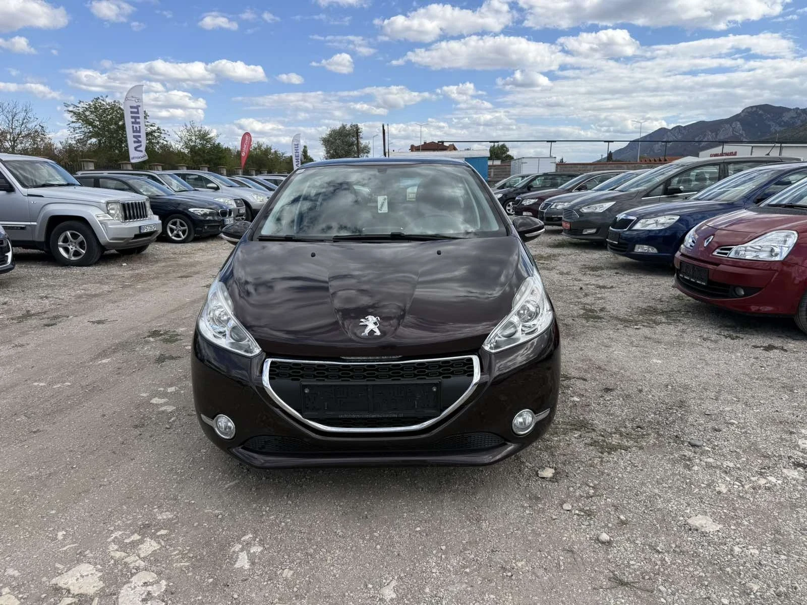 Peugeot 208 1.6 HDI 92 к.с. УНИКАТ, снимка 3 - Автомобили и джипове - 56216739