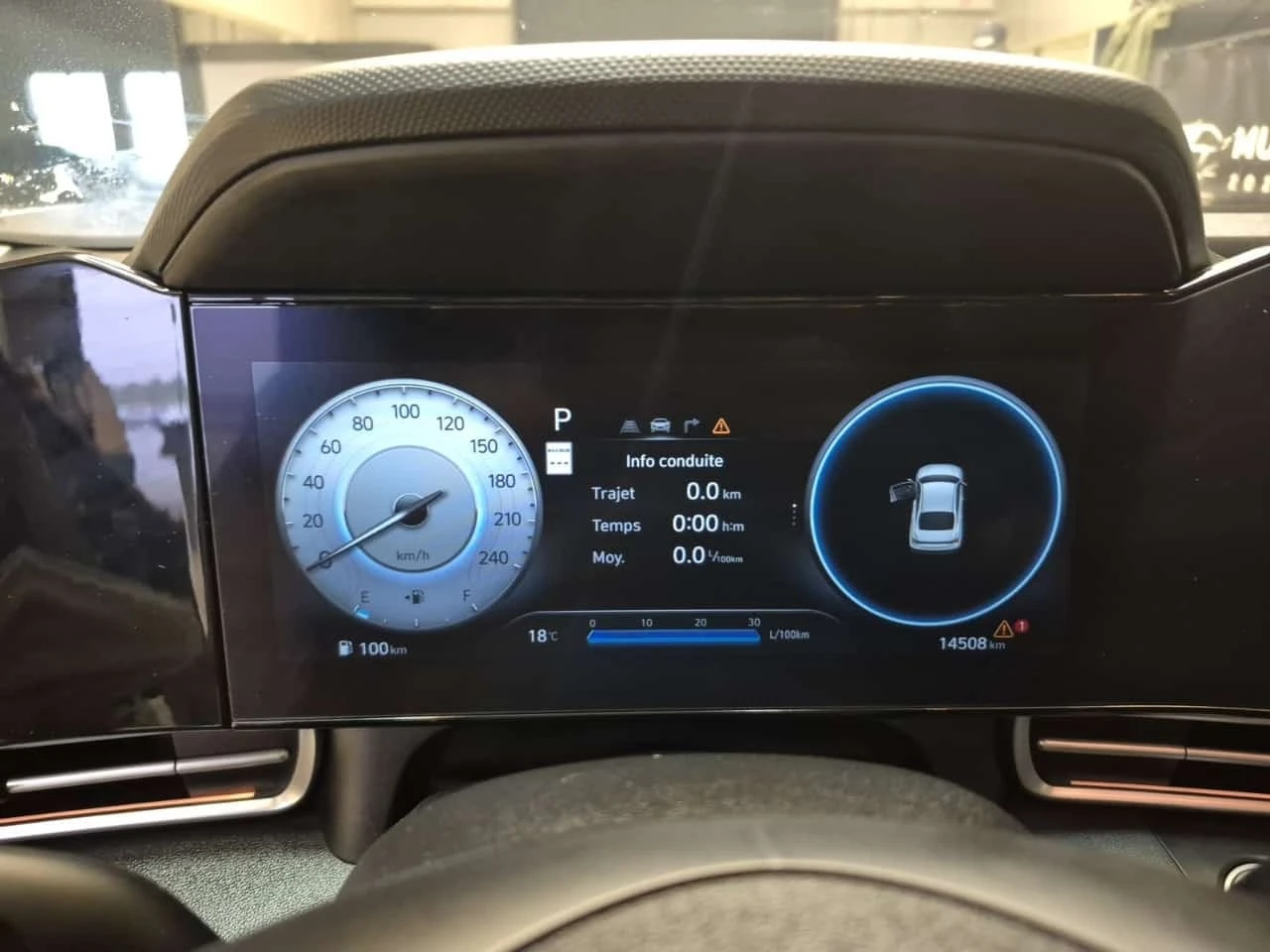 Hyundai Elantra * LUXURY * CARFAX * ����� �� ����������� | Mobile.bg � ����������� 9