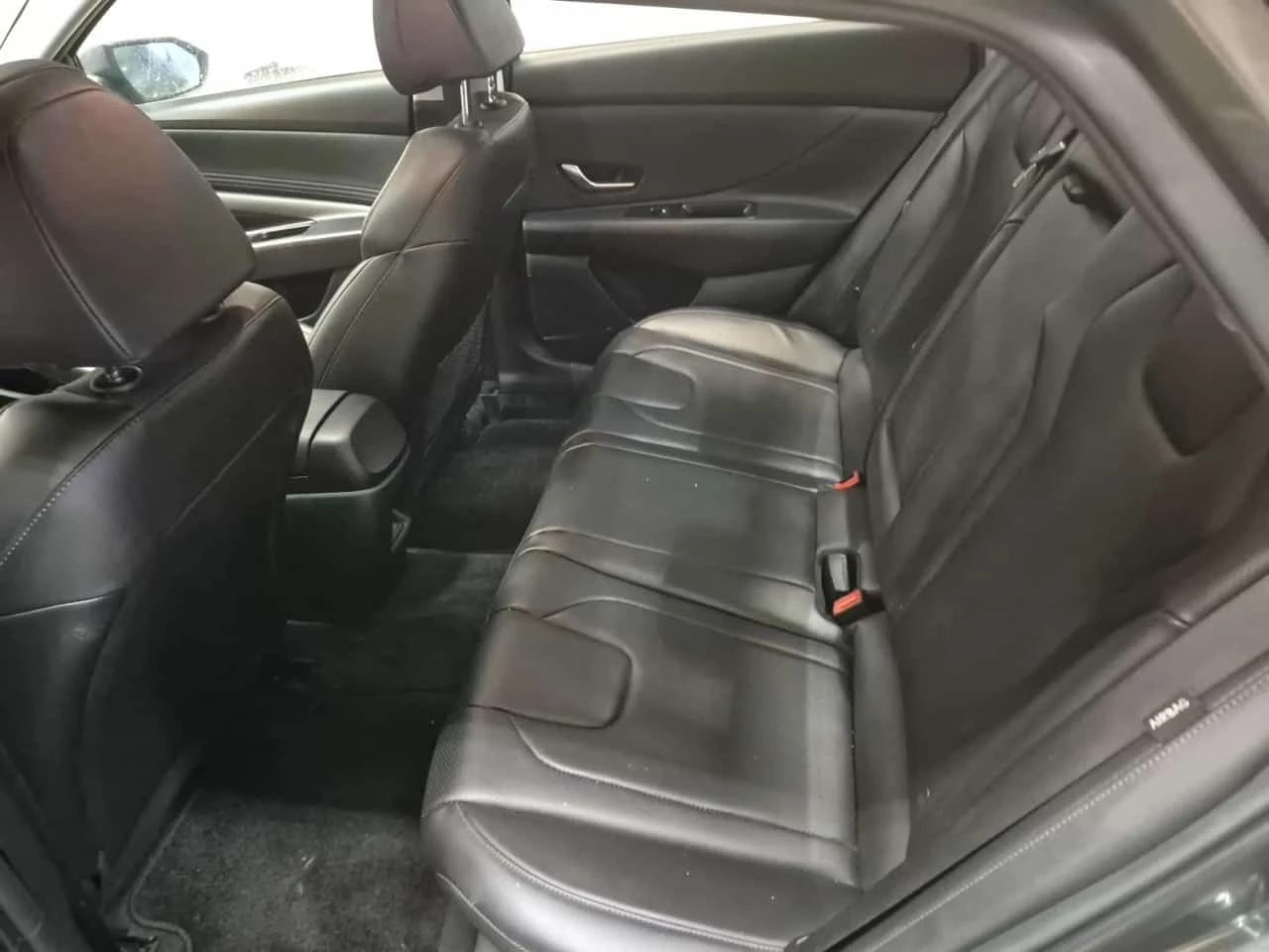 Hyundai Elantra * LUXURY * CARFAX * ����� �� ����������� | Mobile.bg � ����������� 12