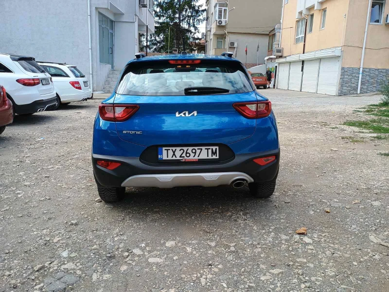 Kia Stonic, снимка 6 - Автомобили и джипове - 46879713