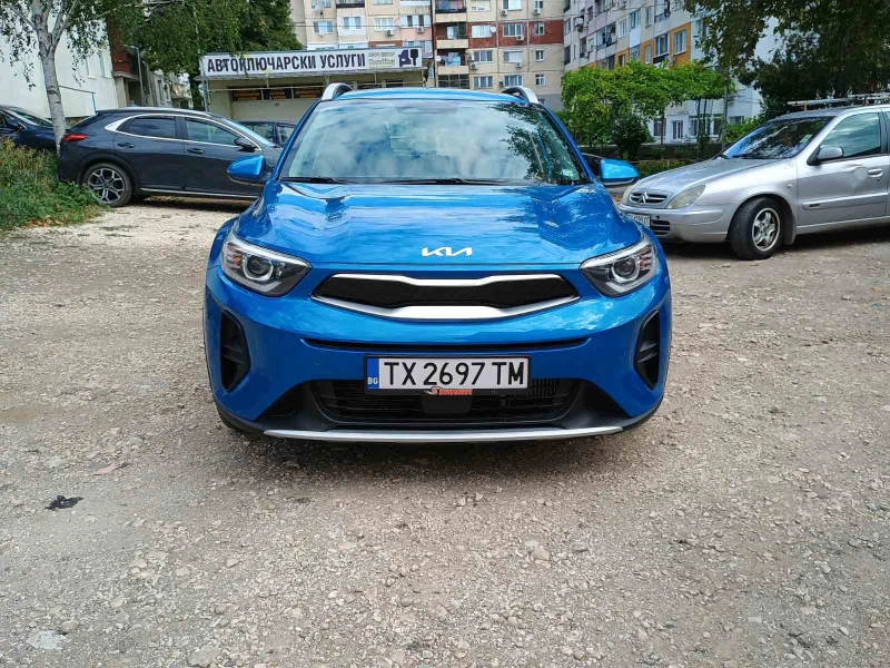 Kia Stonic, снимка 2 - Автомобили и джипове - 46879713