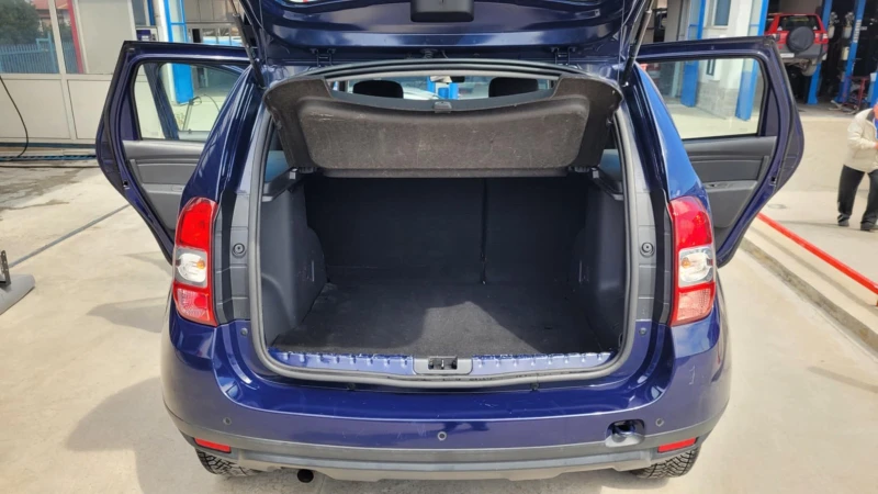 Dacia Duster, снимка 8 - Автомобили и джипове - 52539478