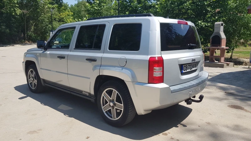 Jeep Patriot 2.0 CRD, снимка 4 - Автомобили и джипове - 52241778